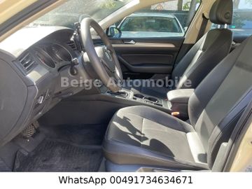 Volkswagen Passat - 8