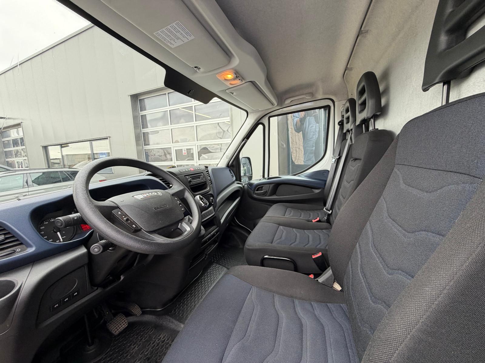Iveco Daily Kasten HKa 35 S ... V Radstand 3520 L