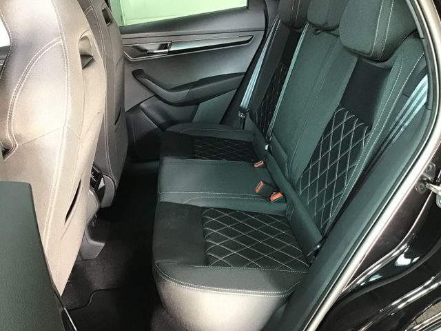 Fahrzeugabbildung Skoda Karoq Sportline 1.5TSI DSG/ACC/AHK/Matrix/Navi