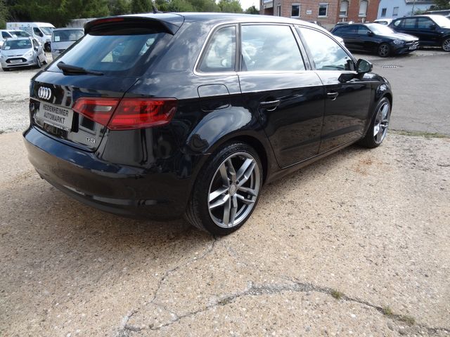 Fahrzeugabbildung Audi A3 Sportback ambition/18-Zoll/Navi/Xenon/SitzH/