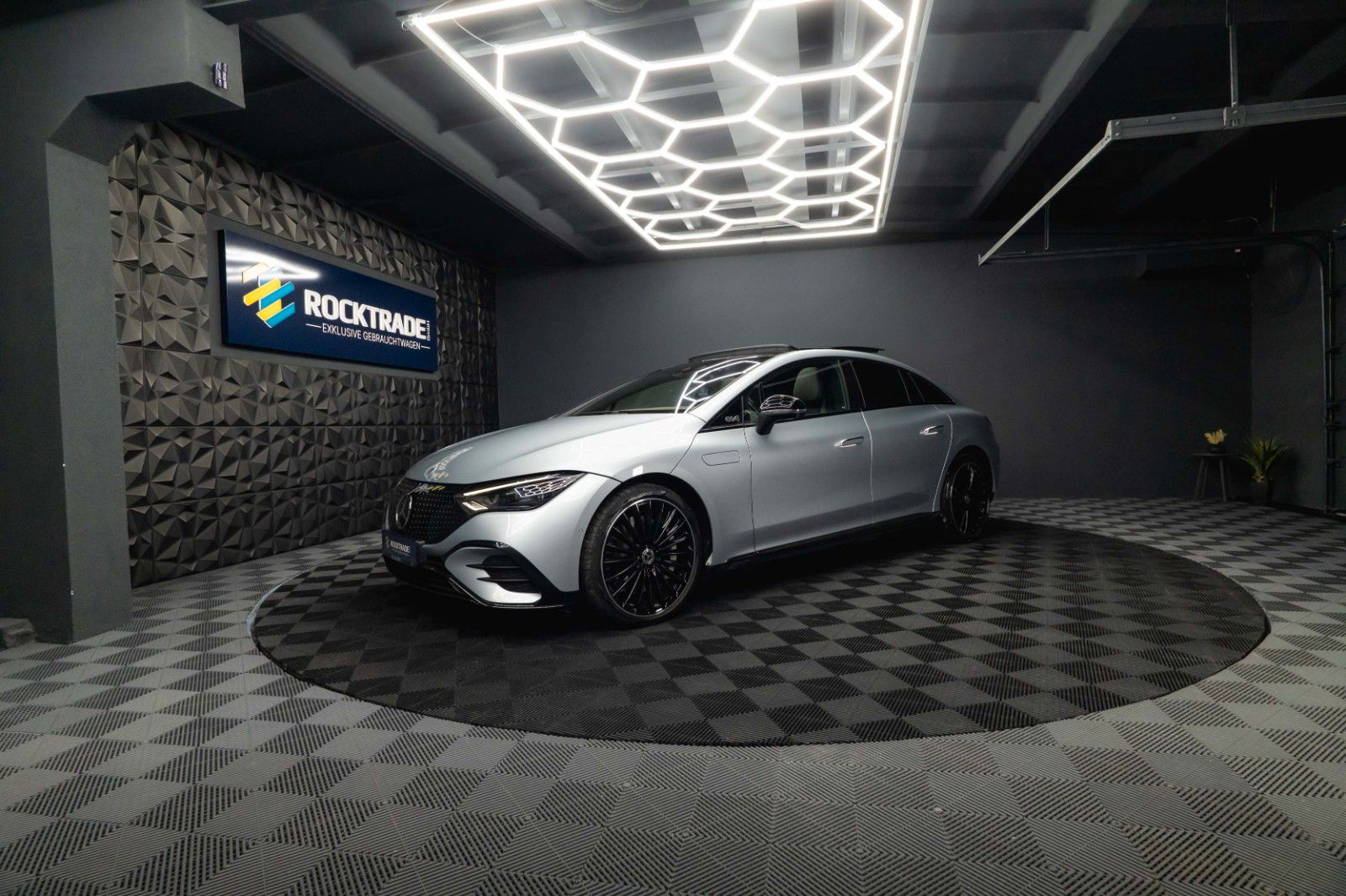 Mercedes-Benz EQE 350+ AMG Night | Batterie NEU 100% | Pano imagem 2