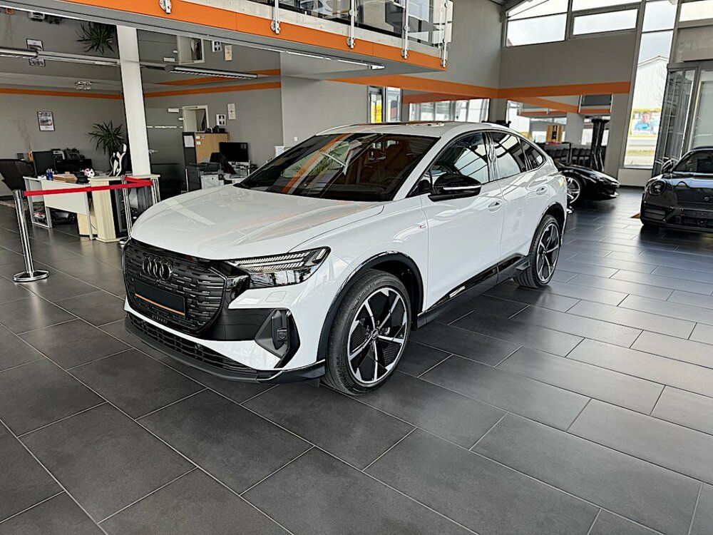 AUDI Q4 Sportback 50 e-tron quattro