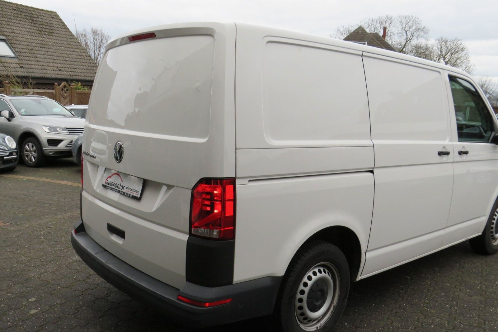 Fahrzeugabbildung Volkswagen T6 Kasten TDI KURZ KLAPPE KLIMA PDC TELVOR 1.HD