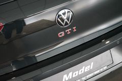 VW Golf GTI Clubsport | Akrapovic | Pano | AHK VW Golf GTI Clubsport | Akrapovic | Pano | AHK