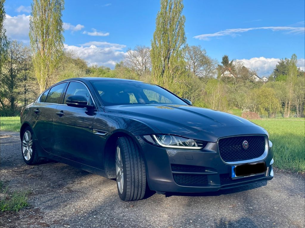 Image of Jaguar XE