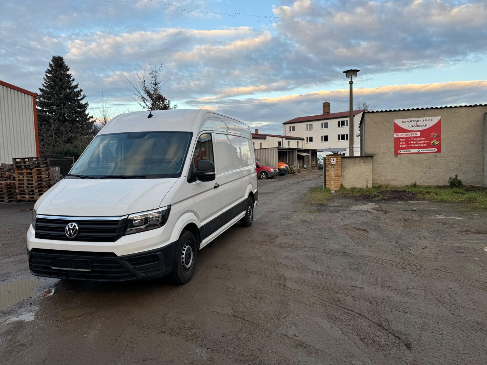 Volkswagen Crafter Kasten Kasten 35 mittellang Hochdach FWD