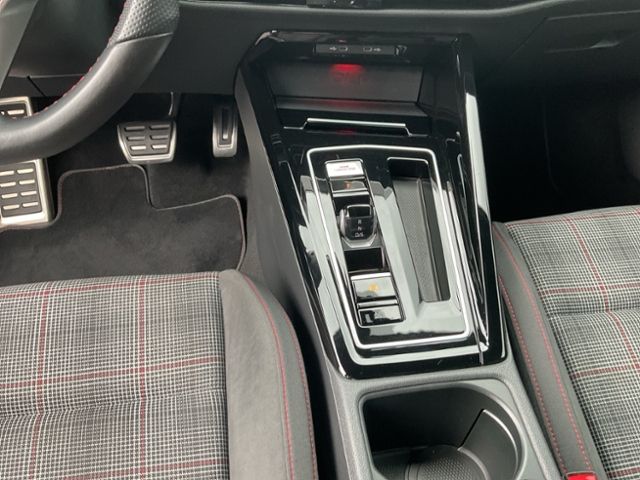 Volkswagen Golf - Bild 9