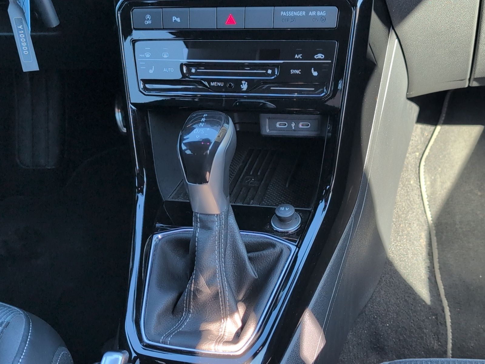 Volkswagen T-Cross - Bild 7