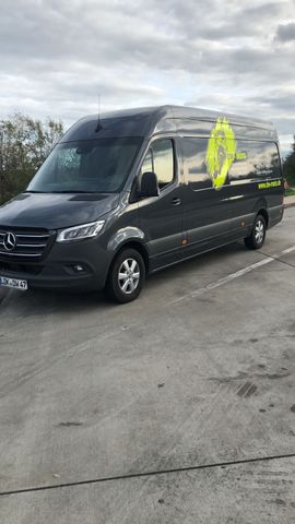 Mercedes-Benz Sprinter 319 CDI V6 Aut / Vollausstattung / 1 Hd