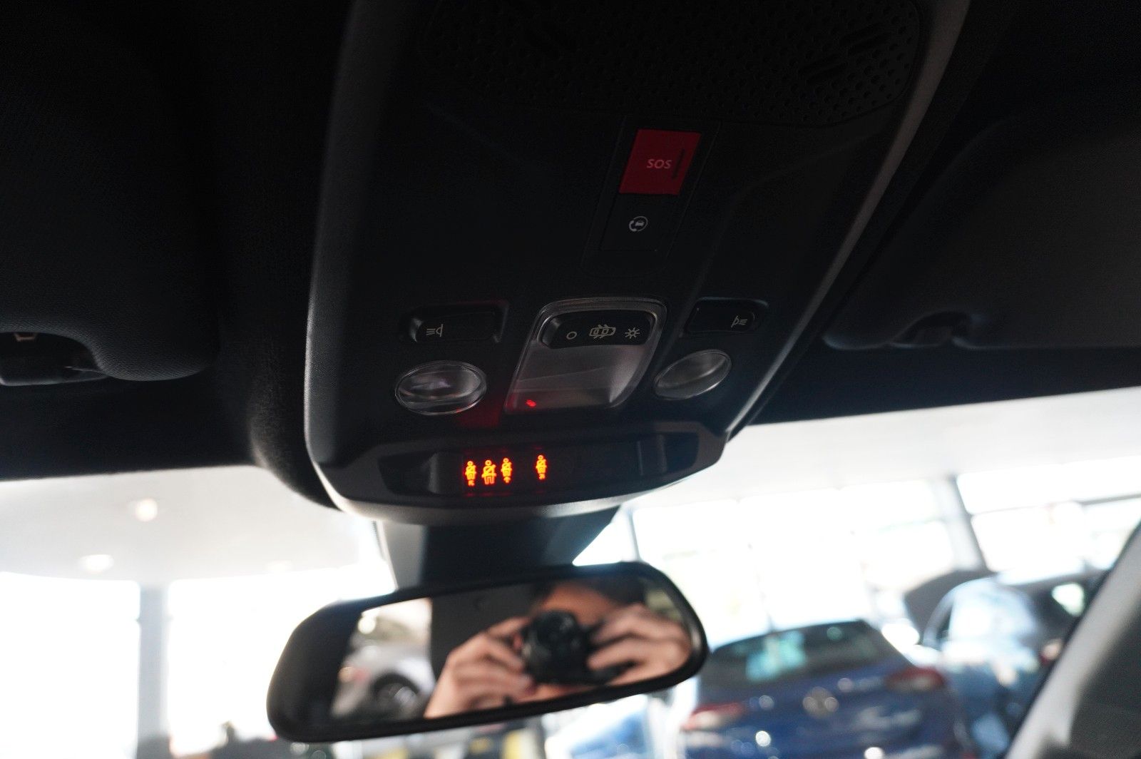 Fahrzeugabbildung Opel Mokka-e ULTIMATE 3-PHASIG NAVI/LED/KAMERA/DAB+