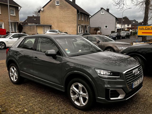 Audi Q2 sport ultra /// Neuwertig ///