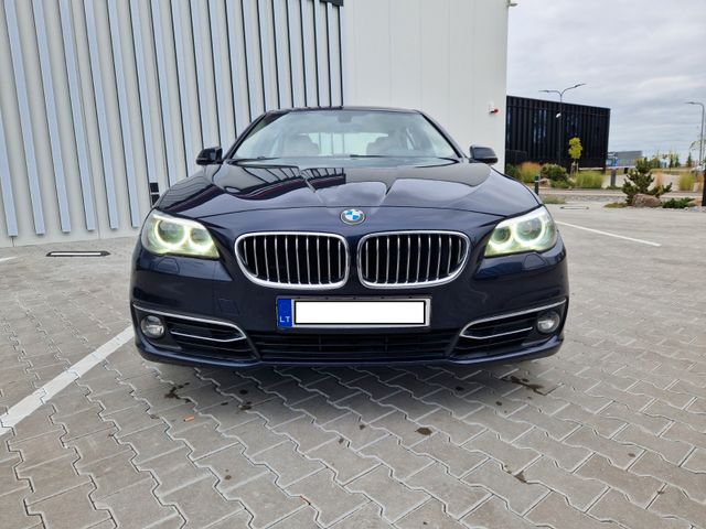 BMW 520d xDrive Luxury Line