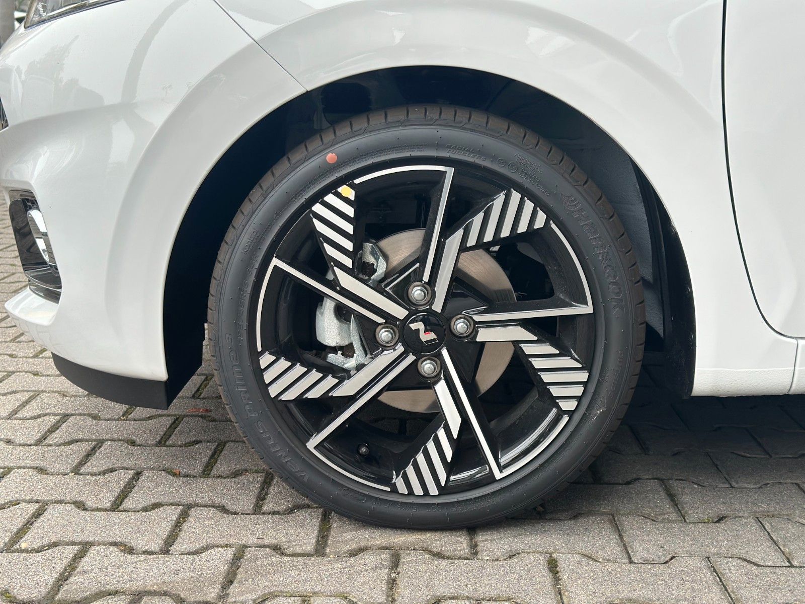 Fahrzeugabbildung Hyundai i10 1.0 T-GDI N Line Navi/Kamera/SHZ!