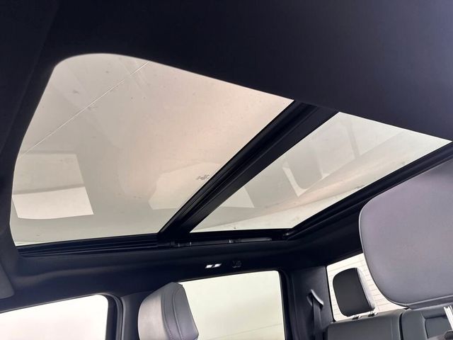 Ford 3xF150 Lightning Lariat  gr. Batterie im Vorlauf