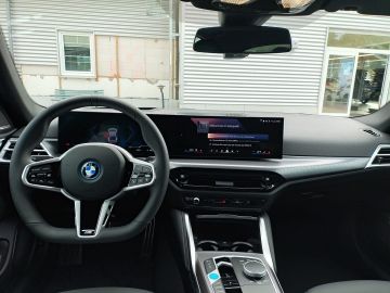BMW i4 xDrive40 Gran Coupé M Sportpaket HK HiFi DAB