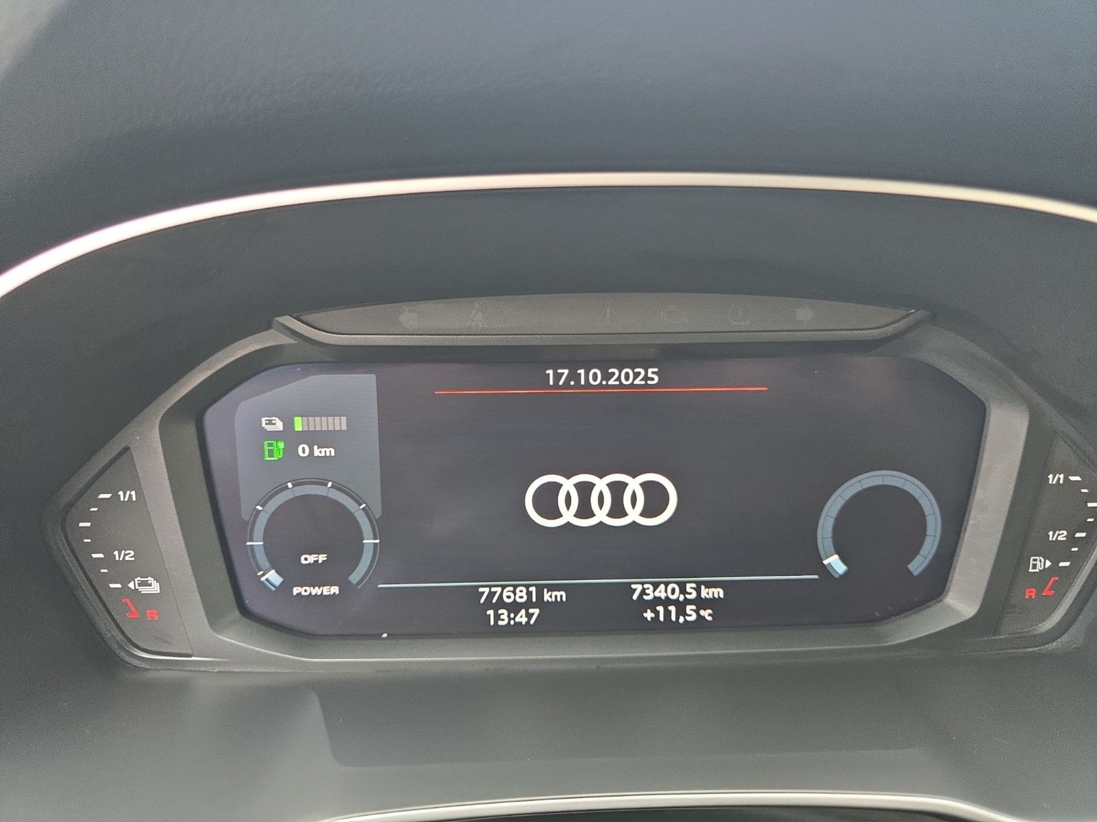 Fahrzeugabbildung Audi Q3 Sportback 45 TFSI e basis(EURO6d)