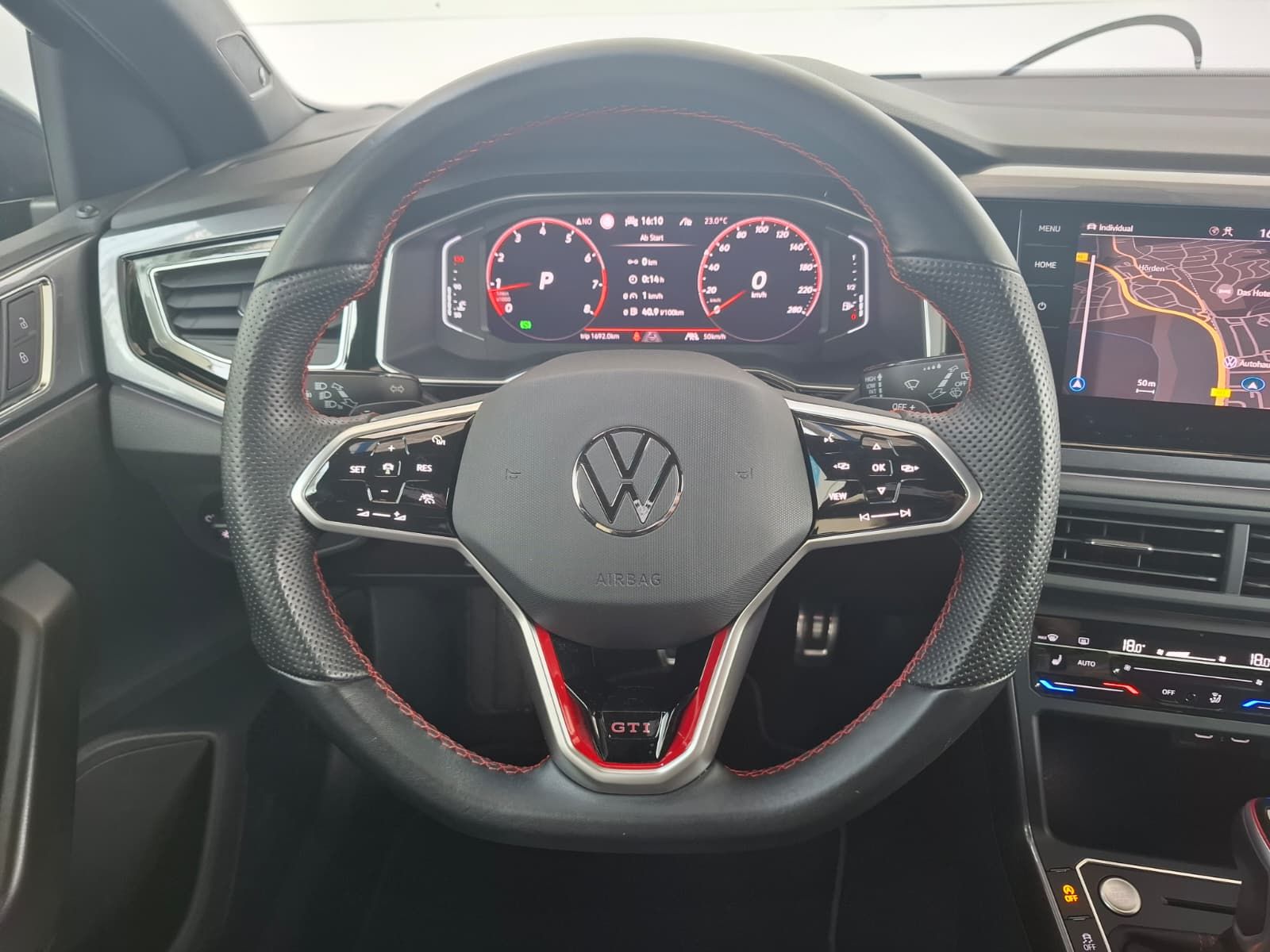 Fahrzeugabbildung Volkswagen Polo GTI 2.0 TSI DSG +ACC +IQ.Light +IQ.Drive