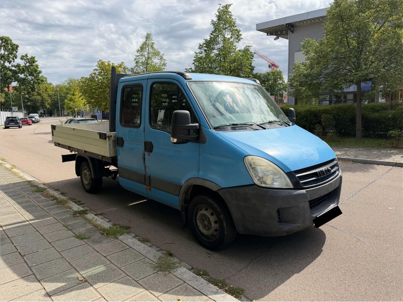 Iveco Daily 2.3 HPi Pritsche Doka 