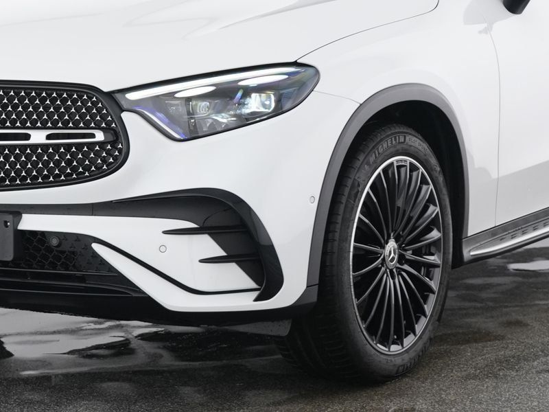 Fahrzeugabbildung Mercedes-Benz GLC 300 AMG*FULL*HEAD-UP*BURMESTER*AHK*SITZKLIMA