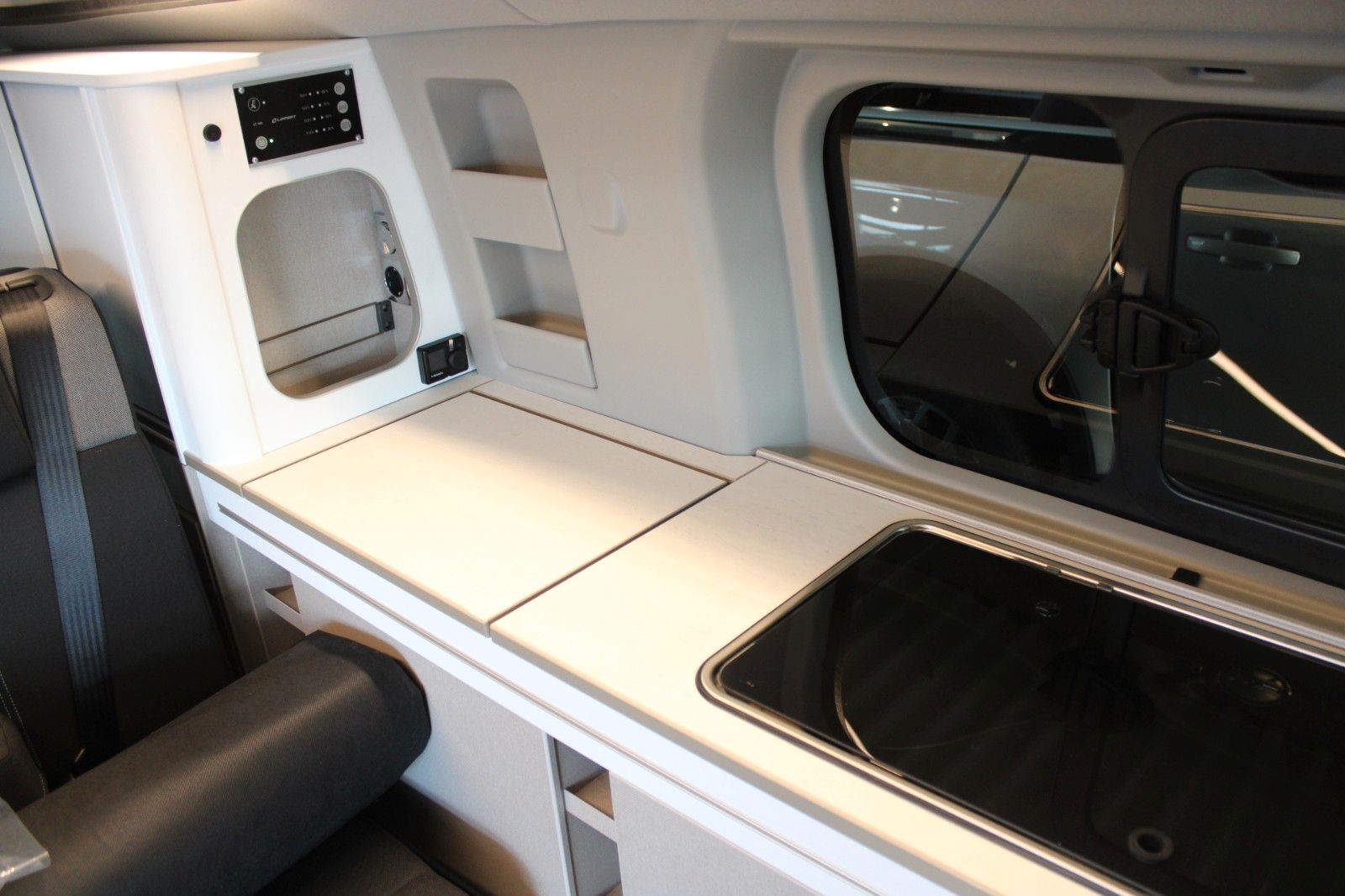 Fahrzeugabbildung Bürstner Ford COPA Attractive L1 Titanium ALLRAD