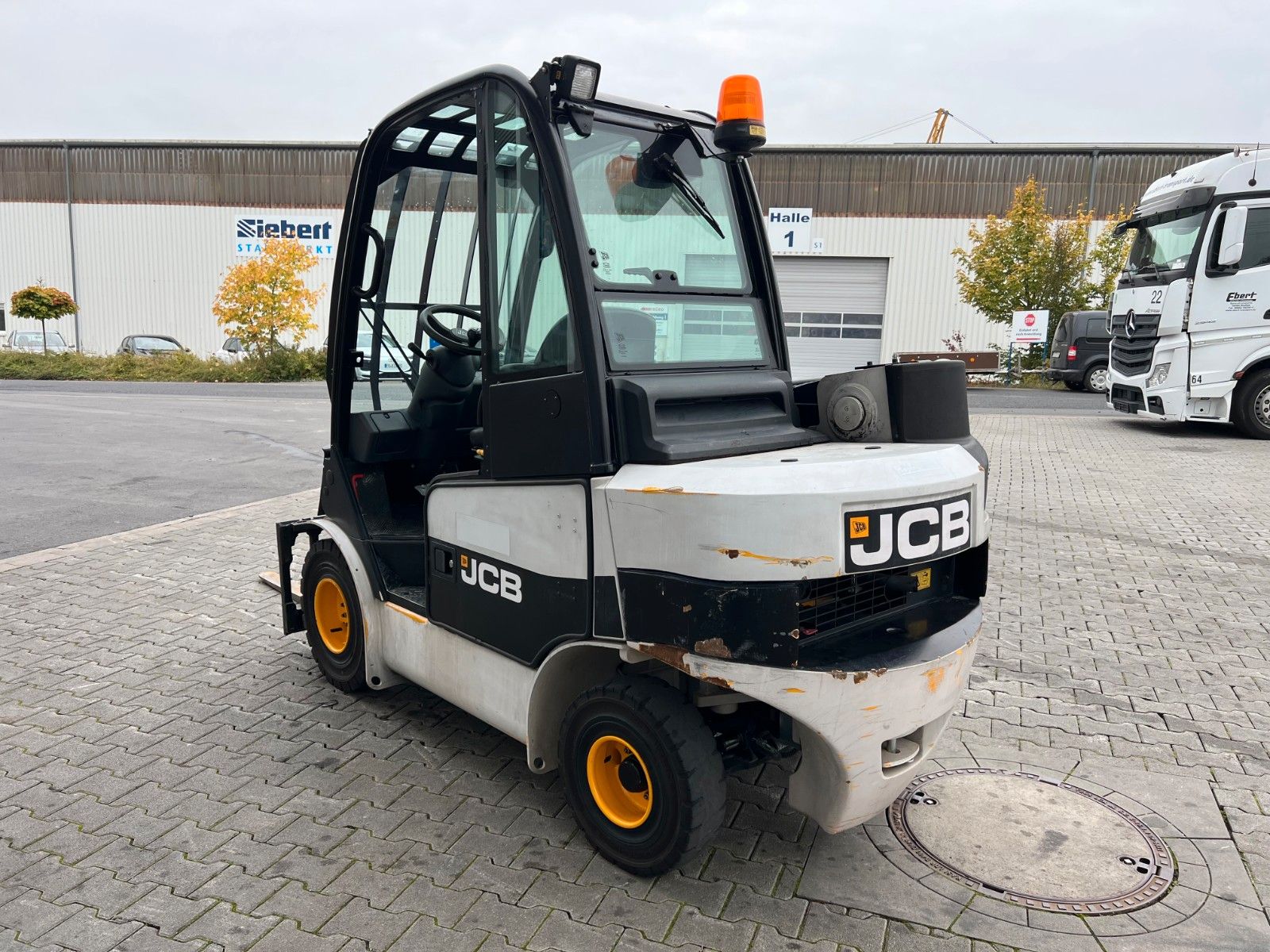 Fahrzeugabbildung JCB TLT 30D 2WD / nur 1.948h!
