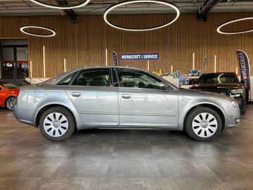 Audi A4 Lim. *TEMPOMAT*KLIMAAUTOMATIK*SitzHZ*