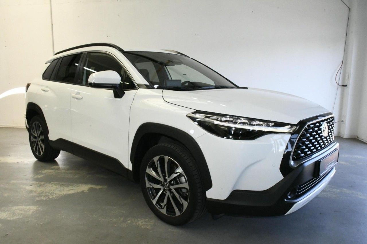 Toyota Corolla Cross Hybrid ACC NAV TW CAM AHK KEY foto 4