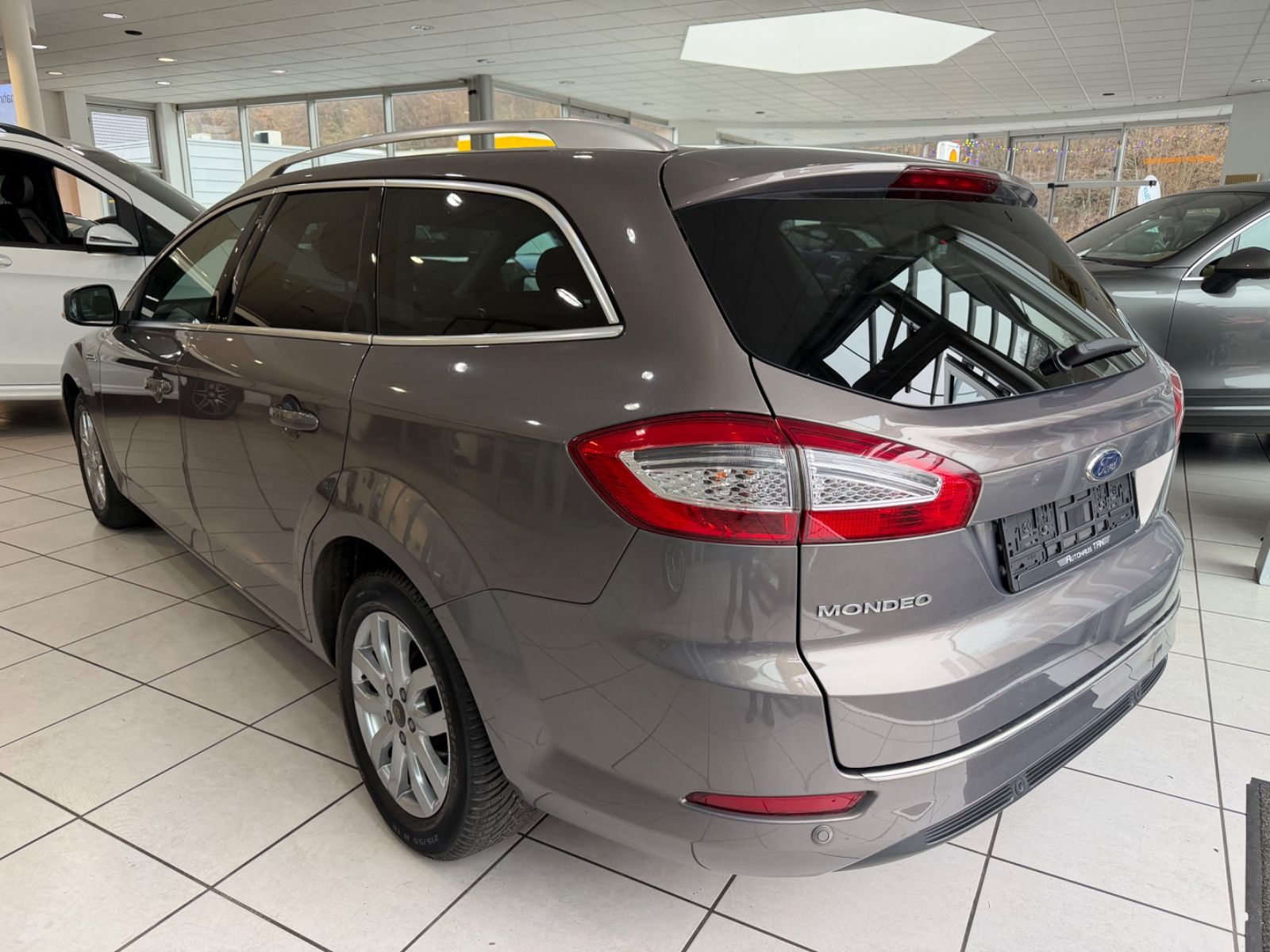 Fahrzeugabbildung Ford Mondeo Turnier Titanium