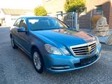 Mercedes-Benz E 250CDI BlueEFF ELEGANCE Aut*Leder*Distr*HU8/27 - Mercedes-Benz E 250: Blau