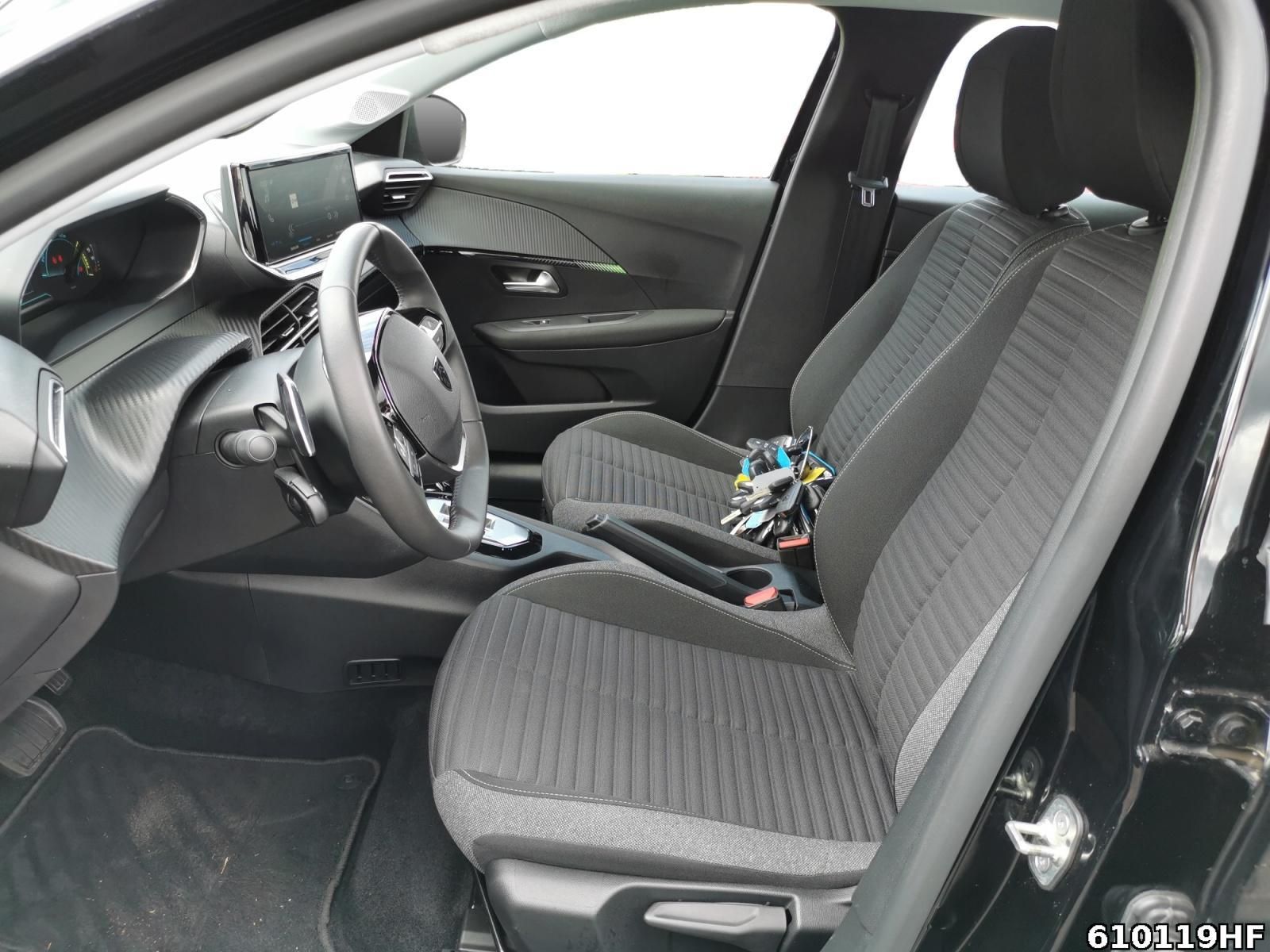 Fahrzeugabbildung Peugeot 208 1.2 Hybrid 100 Active AT6 *PDC*LED*DAB*