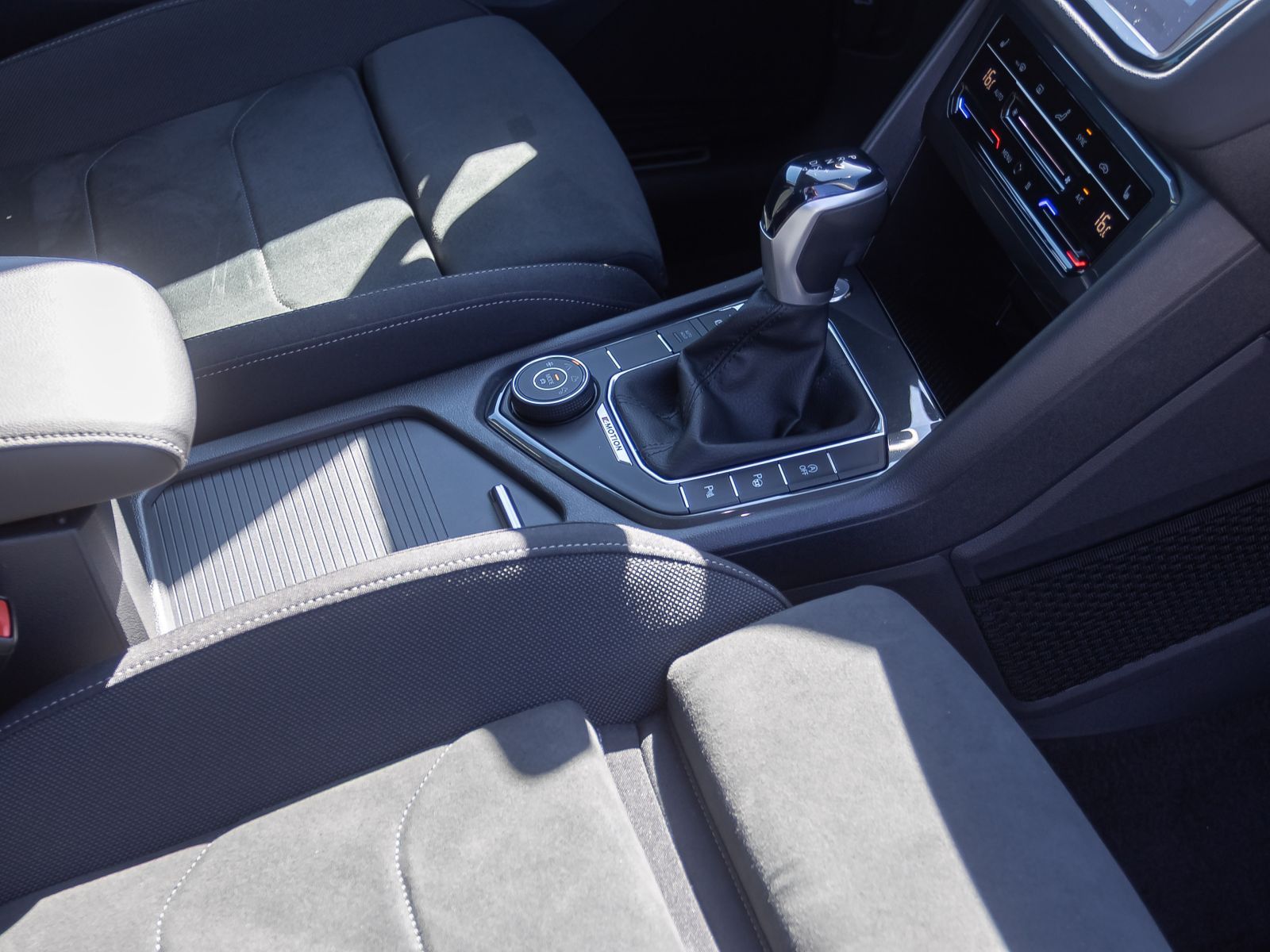 Volkswagen Tiguan - Bild 27