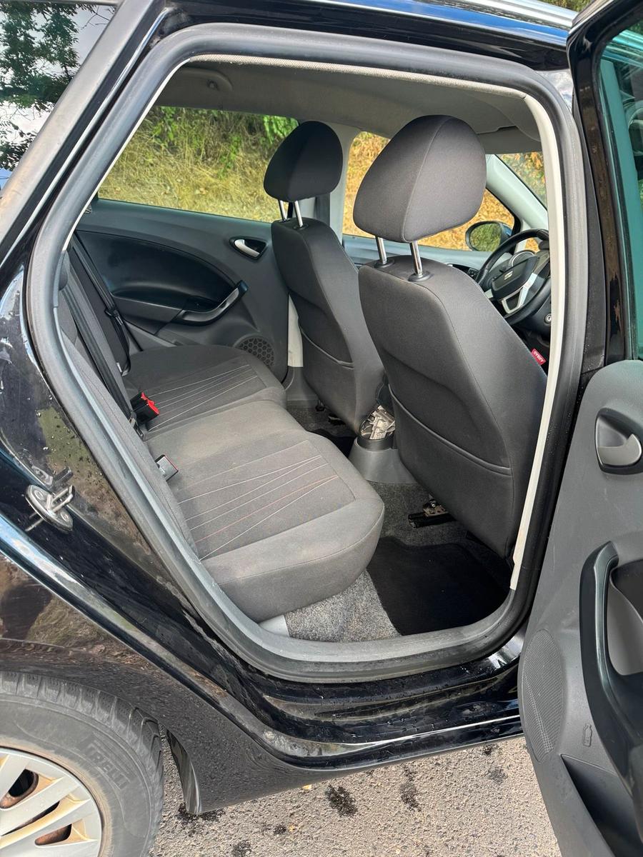 Seat Ibiza 2012 — photo 11