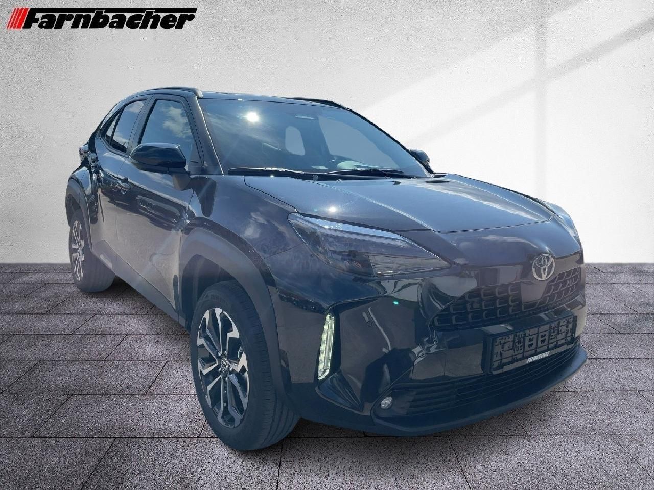 Fahrzeugabbildung Toyota Yaris Cross Hybrid 130PS Team D + Safety + Winte