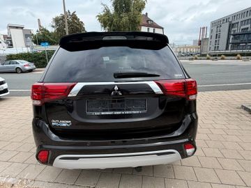 Mitsubishi Outlander - 4