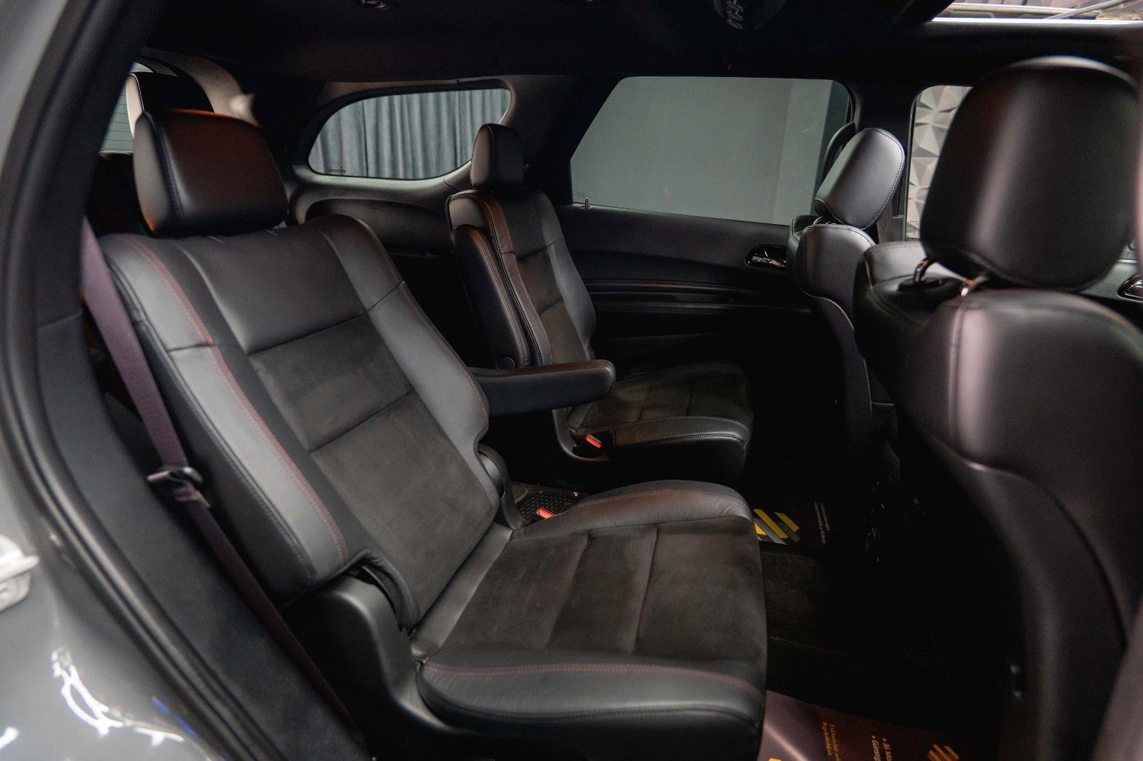 Fahrzeugabbildung Dodge Durango 5.7 V8 R/T SRT 4x4 Night-Paket Modell 22