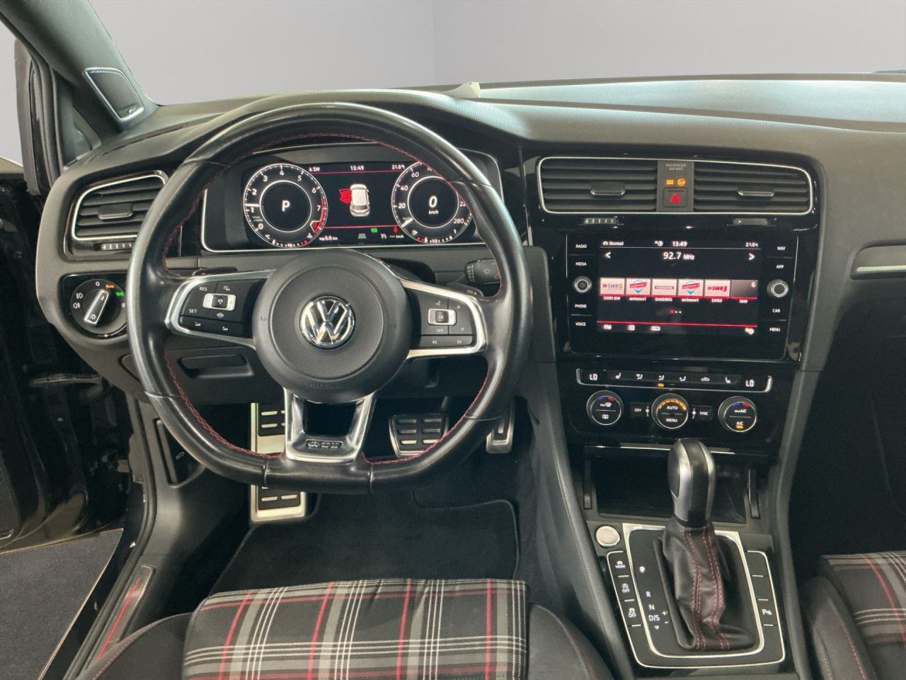 Volkswagen Golf VII 2.0 TSI DSG GTI Performance TOP-PAKET foto 15