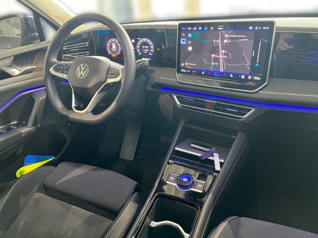 Fahrzeugabbildung Volkswagen Tiguan 1.5 eTSI DSG ELEGANCE AHK IQ.DRIVE IQ.LIG