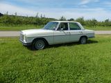 Mercedes-Benz 280 E/8 Oldtimer Automatik - Mercedes-Benz 280 mit Benzin-Antrieb: 2.8