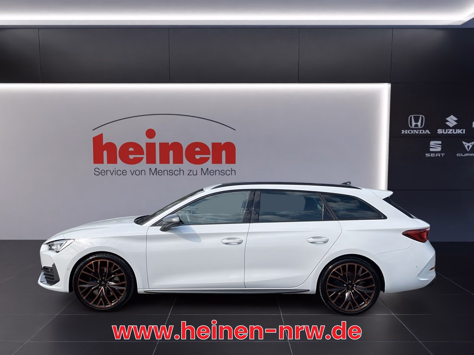 Cupra Leon Sportstourer VZ 2.0 4Drive NAVI ACC AHK LED