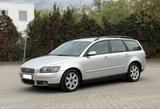 Volvo V50 2.4 Automatik/SHZ/TEMPO/KLIMA/ALLWETTER - Volvo V50 mit Benzin-Antrieb