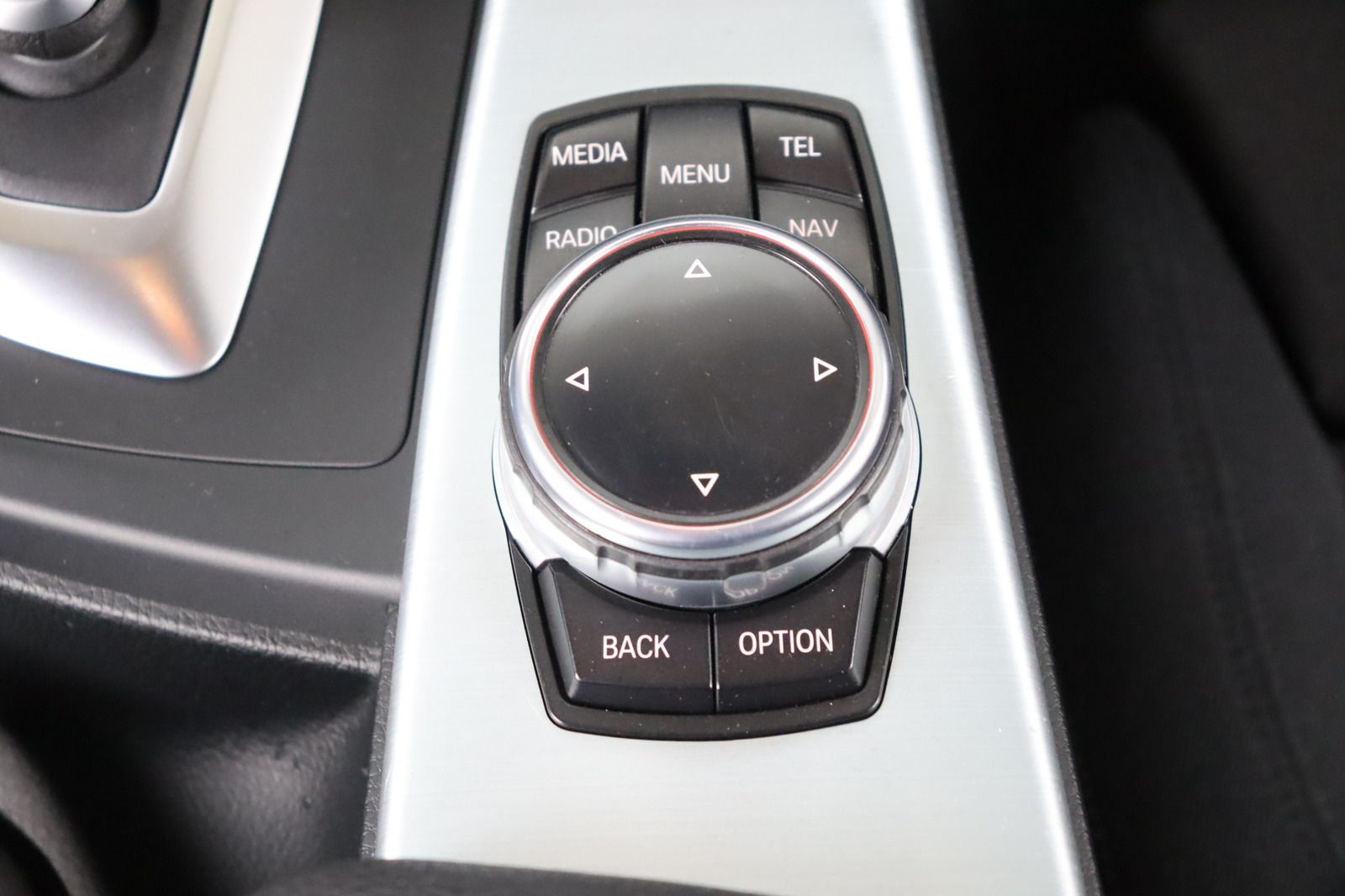 Fahrzeugabbildung BMW 330 d Touring  xDrive Sport Line