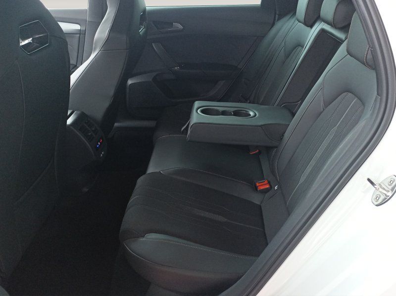 Fahrzeugabbildung CUPRA Leon SP 2.0 TSI VZ DSG  NAVI+LED+DIGITAL-COCKPIT