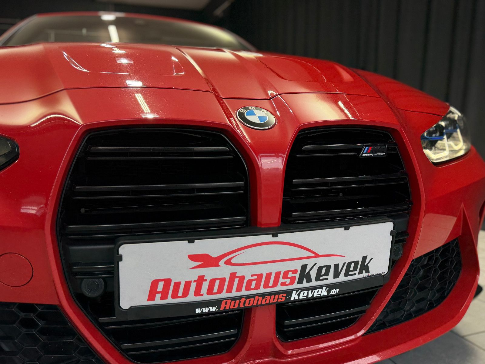 Fahrzeugabbildung BMW M4 Cabrio xDrive Competition|LASER|CARBON|HEAD-U