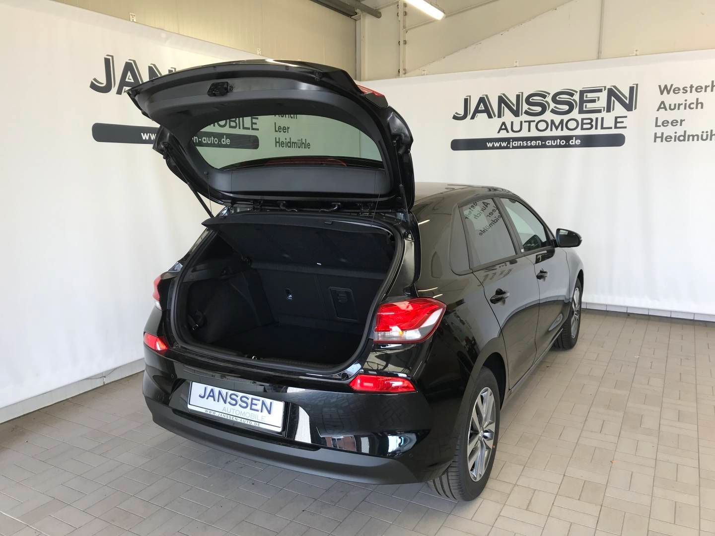 Fahrzeugabbildung Hyundai NEW i30 Sonderedition YES!