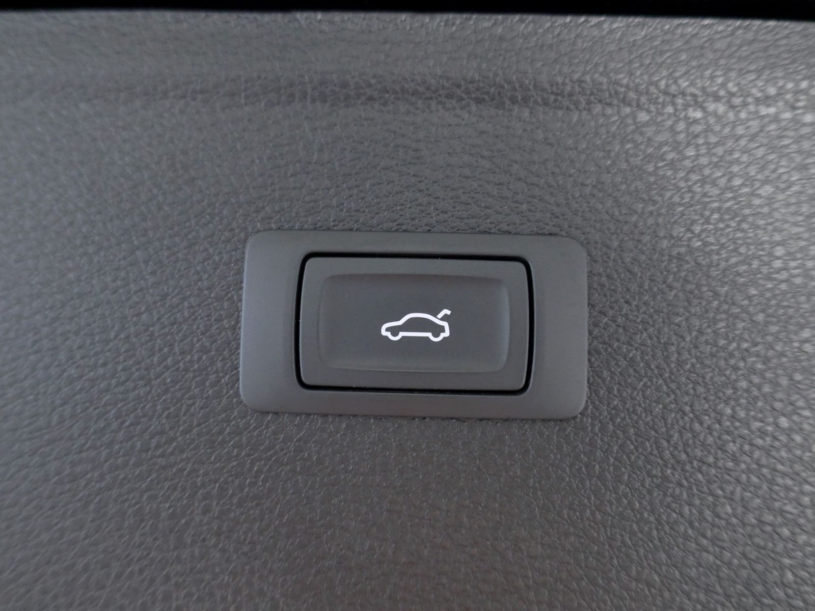 Fahrzeugabbildung Audi Q5 40 TDI quattro S tronic | LED RFK Navi
