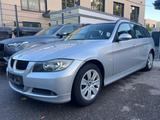 BMW 318i touring Navi Euro 4 Sitzheizung unfallfrei - BMW 318 aus 2007: Kombi