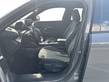 Peugeot 2008 Allure PT 130 EAT8 Carplay+LED+SHZ+PDC+LM