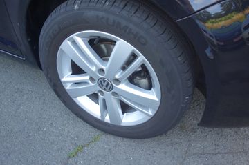 Volkswagen Golf - 4
