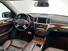 MERCEDES-BENZ ML 350 CDI / AMG / 4X4/ V6 / AHK / GARANTIE / MERCEDES-BENZ ML 350 CDI / AMG / 4X4/ V6 / AHK / GARANTIE /