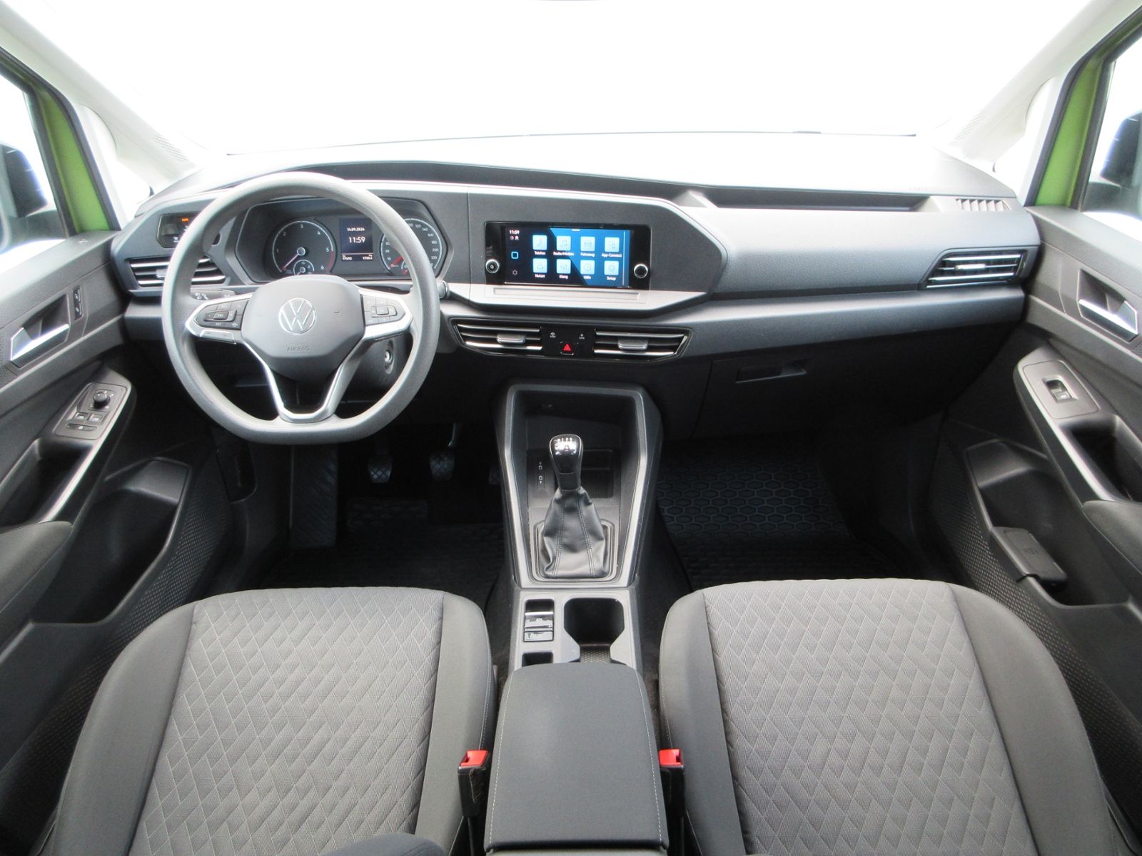 Caddy 2.0 TDI Life 5-SITZER/AHK/LED/16-ZOLL/APP-